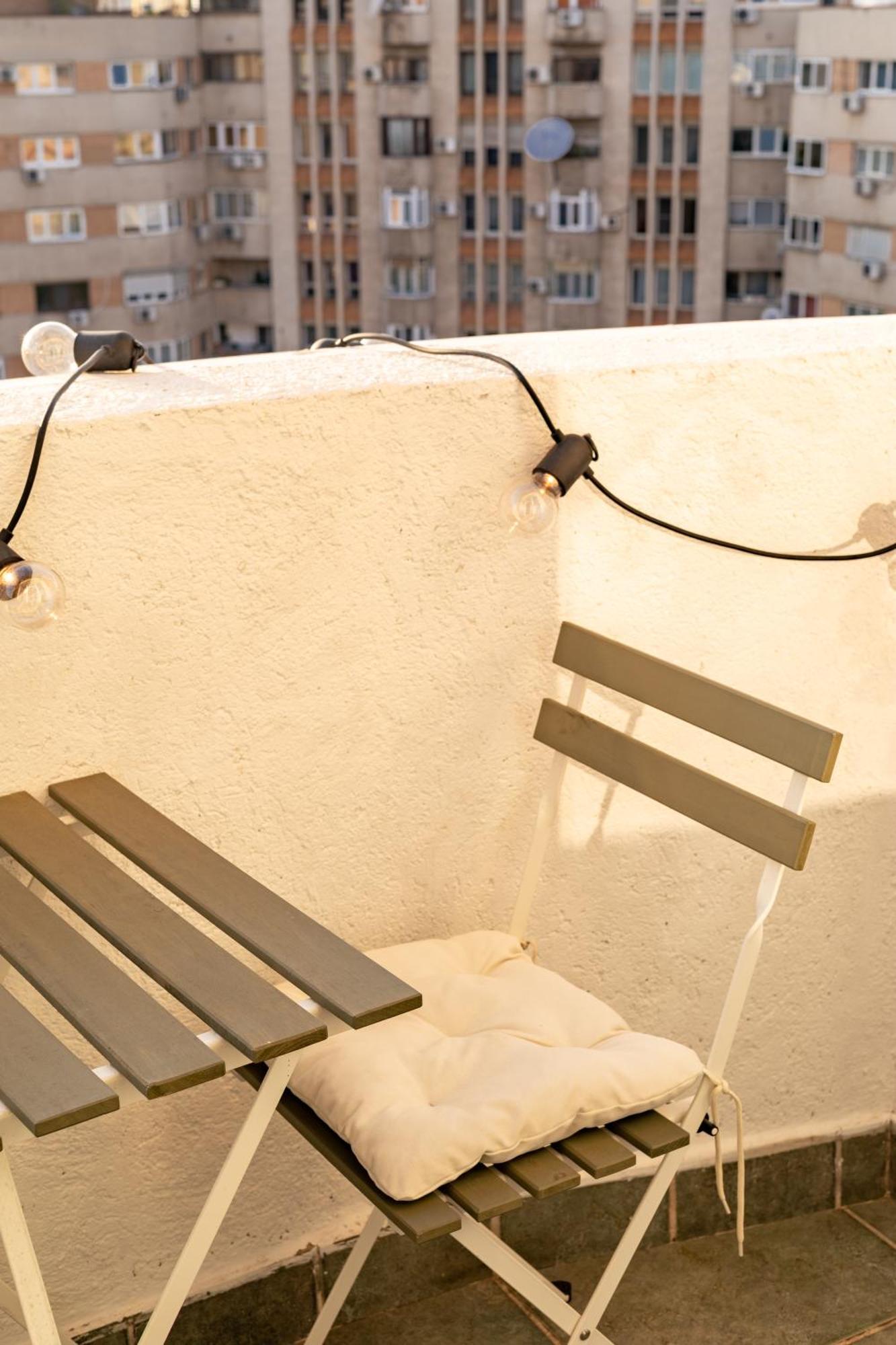 Bird Nest 2 Room Apartment بوخارست المظهر الخارجي الصورة